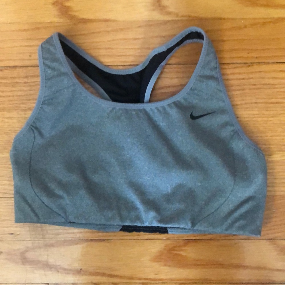 Nike dri- fit racerback sports bra